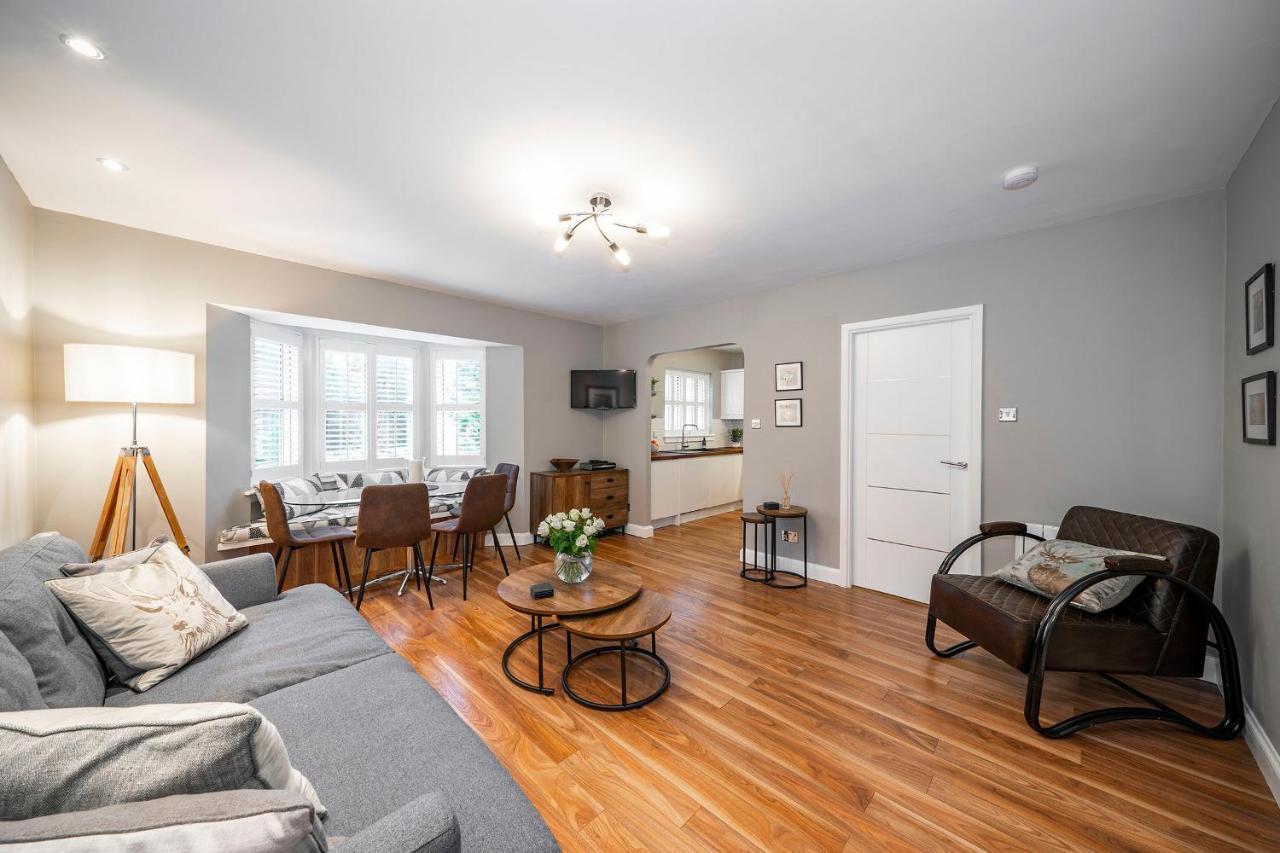 The Pines - Luxury 3-Bed Apartment Near Golf & Spa, Gleneagles, 오치터라더 외부 사진